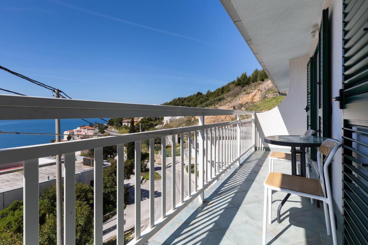 Apartments Marijo Мимице Екстериор снимка